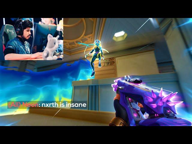Streamers vs. Neon Bucky