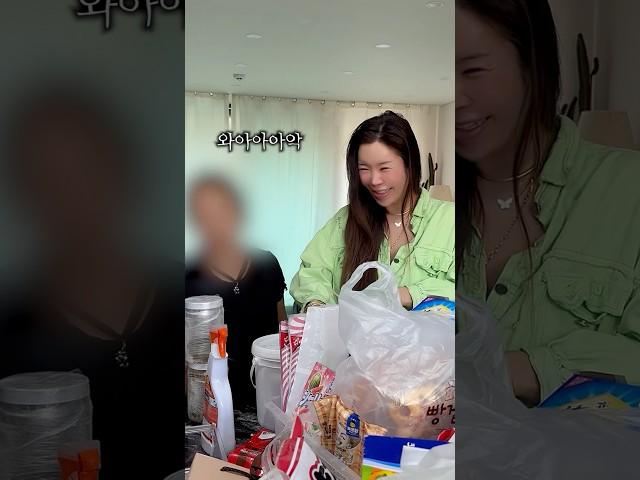 엄마한테 간식창고를 걸렸습니다ㅠㅠ