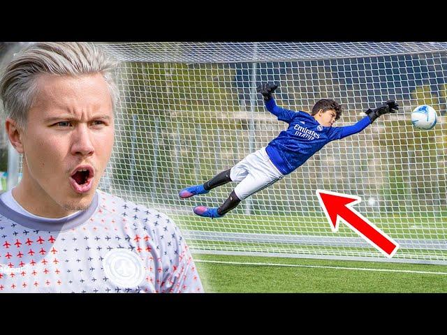 10 Years Old Goalkeeper Exposes EVERYONE In A Goalkeeper Battle