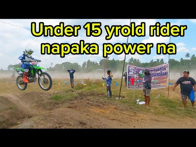 under 15 yr old rider.tumira ng jump.