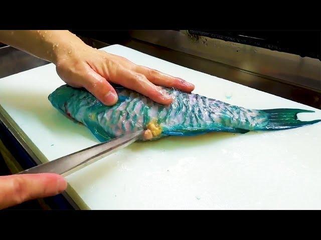 Blue Toxic! Parrot Fish Sashimi - Japanese Street Food in Okinawa