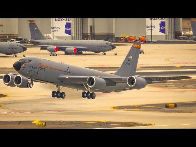 Watching Airplanes Phoenix Sky Harbor | KPHX Plane Spotting