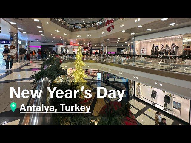 New Year shopping in Antalya Migros AVM, Antalya, Turkey, 4K, 60FPS