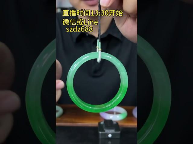 一招教你辨别翡翠真假之#翡翠 #翡翠手镯 #翡翠手鐲 #玉石 #天然翡翠 #緬甸翡翠