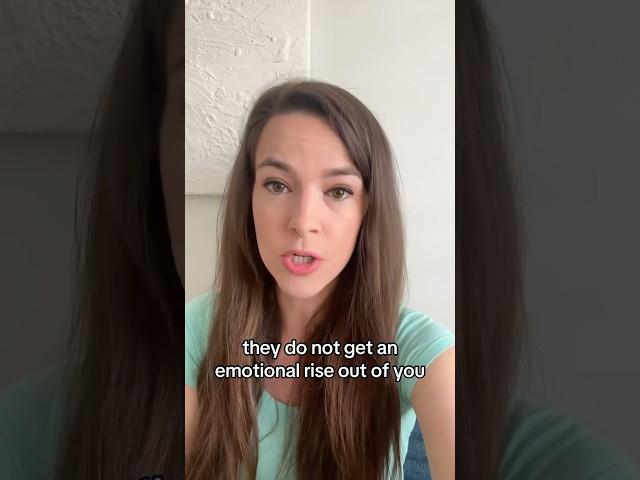 Using the “Let Them” theory with narcissists