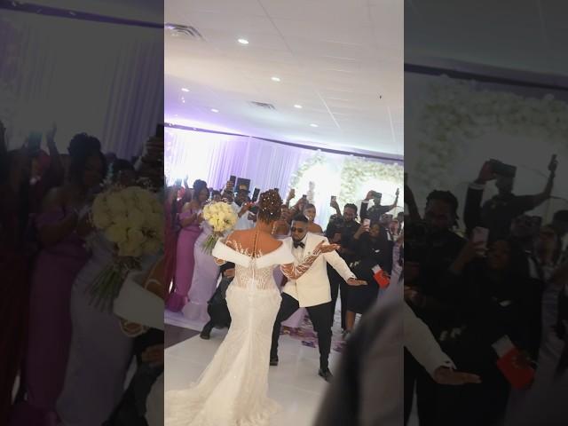 #love #wedding #videographer #houston #texas #bellanaija #bridesmaids #bride #nigeria #sisters