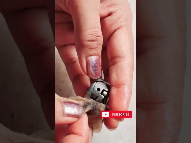  Avoid Stitching Problems! Easy Method to Clean Bobbin for Smooth Sewing#TailoringTips #CreativeAvi