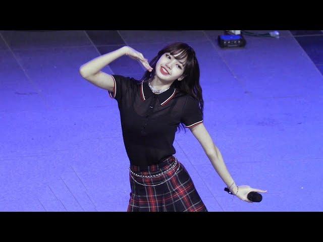 BLACKPINK (Lisa) BOOMBAYAH + AS IF IT'S YOUR LAST + PLAYING WITH FIRE [Hanyang univ. Fest.] by 비몽