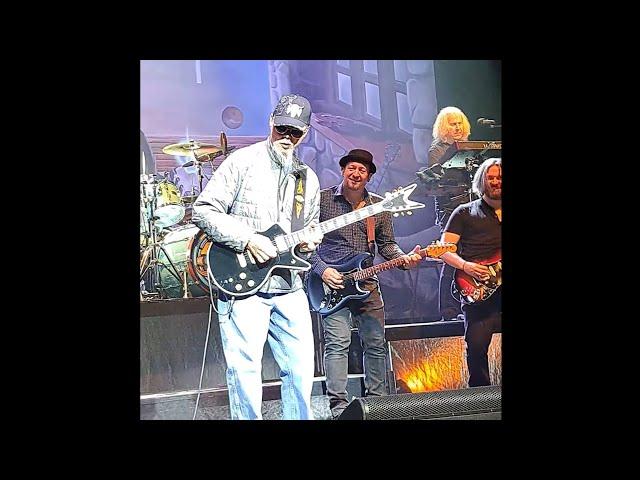 Kansas-Carry on Wayward Son, Live, with Original Members Kerry Livgren and Dave Hope 10/4/24