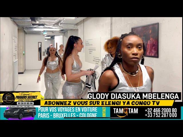 COULISSE FERRE GOLA AVANT Et APRÈS CONCERT BA DANSEUSES Na BA MUSICIENS NA KATI YA LOGE