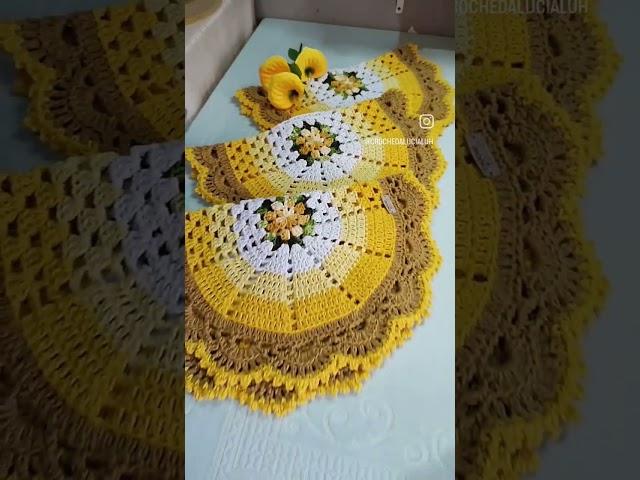 lindo tapetes #crochet #crochedaluh #crochefacil