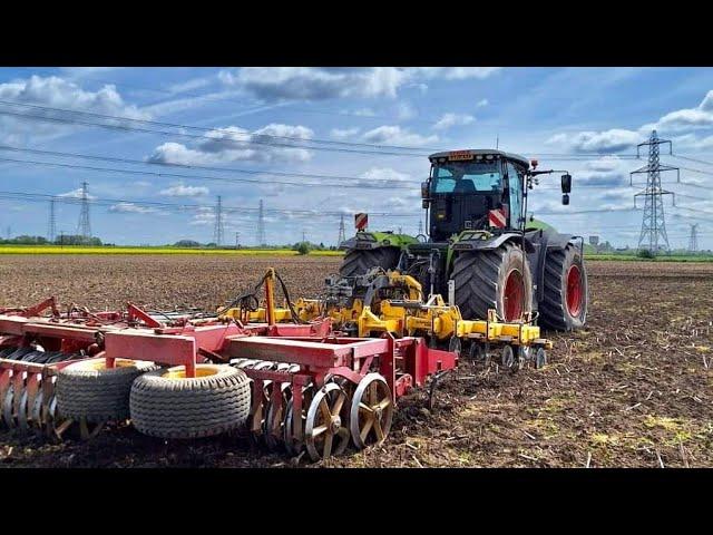 BIG GREEN MACHINE OUT TO PLAY, at last! Claas Xerion 5000, Grange LDT, Vaderstad Rexius twin