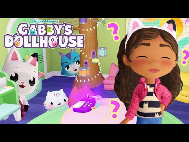 We Played Hide & Seek in the Gabby's Dollhouse ROBLOX GAME