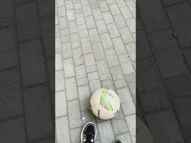 Обучение на финт Эластико