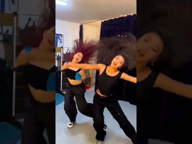 attention추다가 갑자기 수타면 치는 하리무..끝까지 봐야됨
