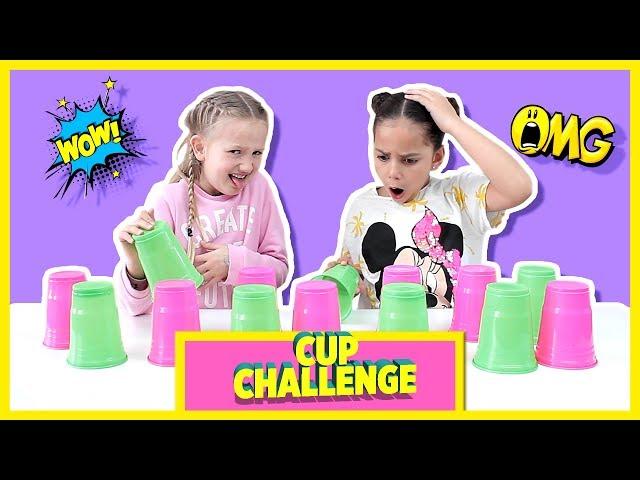 AALIYAH vs JACKIE !WAT ZIT ER ONDER DE CUPS?!