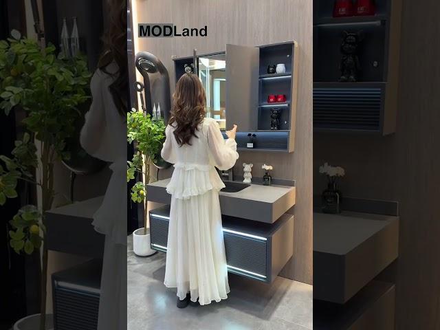 Bathroom does not settle, from a high value and practical bathroom cabinet