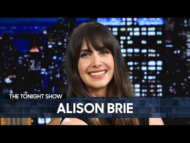 Alison Brie Accidentally Manifested Working with Annette Bening (Extended)