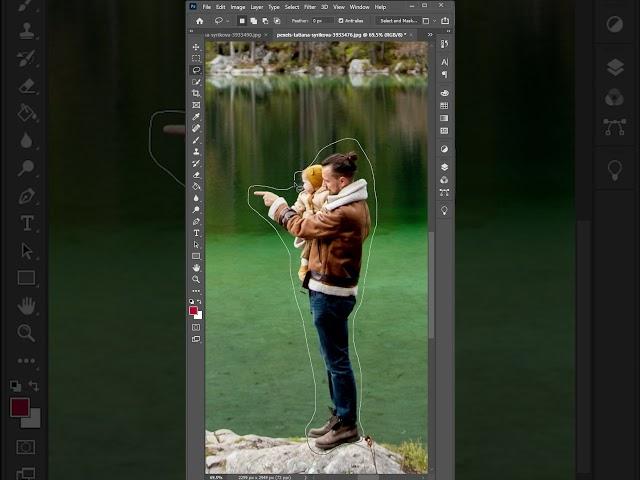 Remove Object in Photoshop