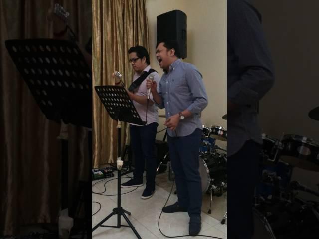 Pastor Roman Guevara -  40th Birthday - Thanks Giving Song