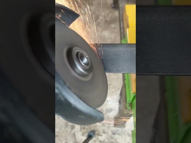 brilliant cutting trick #weldingtipsandtricks #welding #stickwelding #weldingprocess #welder #diy