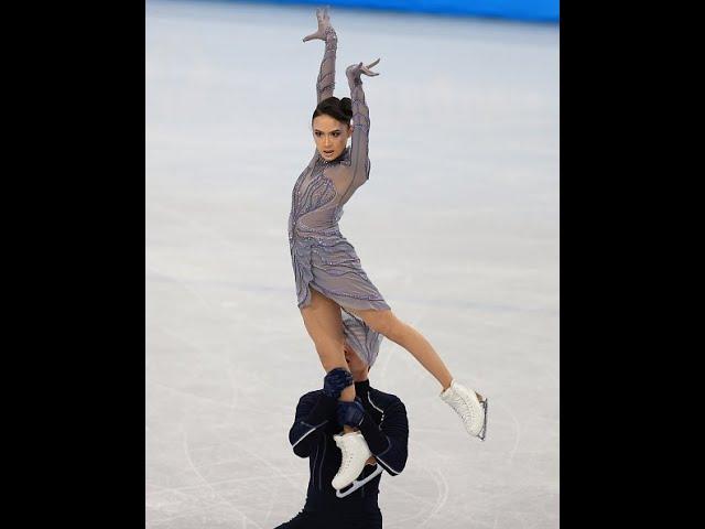 Madison Chock and Evan Bates - All lifts