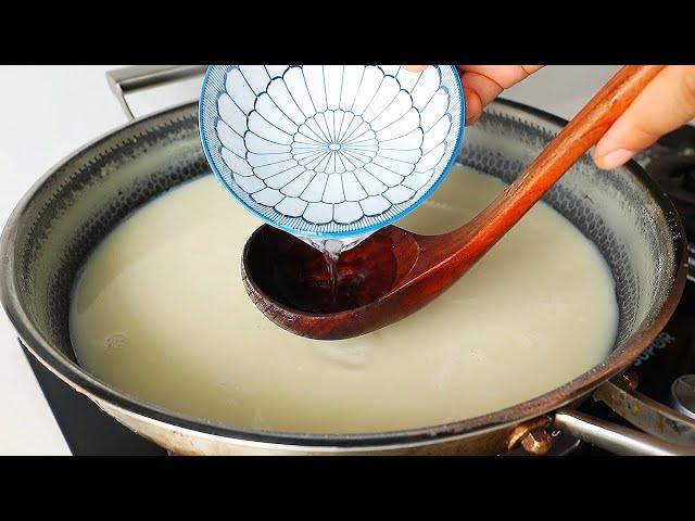 Add white vinegar to the soy milk to instantly turn tofu, simply without adding