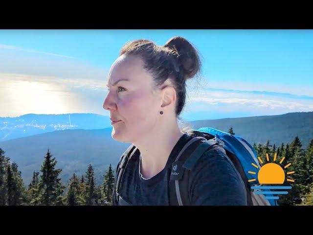 Mt Elphinstone Hike in the Snow - Vlog [Sunshine Coast, BC]