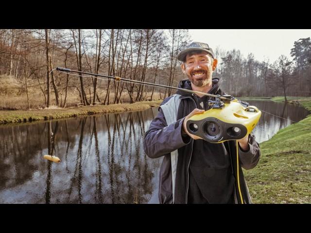 Ich jage Fische mit einer Unterwasser-Drohne