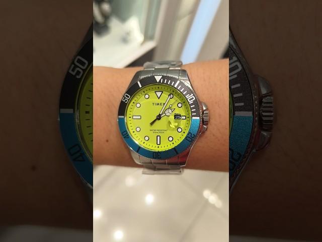 Timex Harborside coast date kermit dial quartz TW2V65300 - a fun watch! #timex #budgetwatch #watch