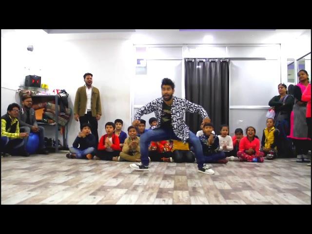 AK DANCE ACADEMY || Hip hop Freestyle || DANCE WORKSHOP BY|| FARUK KHAN