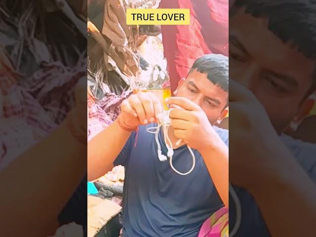 Power of love | headphone lovers #poweroflove #headphonelove #funny #storyofgarib #moka #shorts 