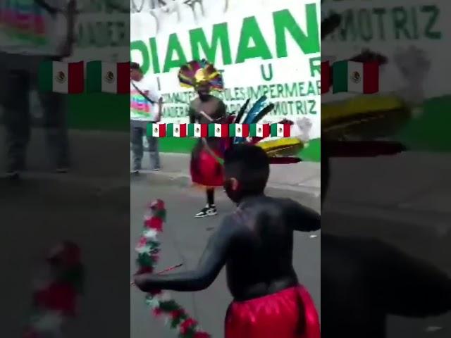 Vive México