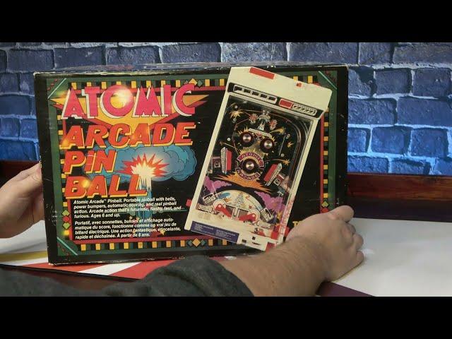 Repair and Review of a 40 Year Old Mini Pinball Cabinet [Tomy Atomic Arcade Pinball]