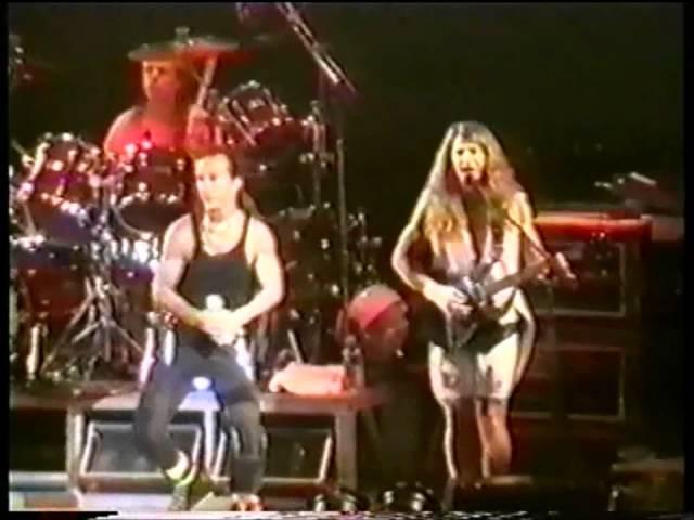 Kansas - Live - Carry On Wayward Son (Rosemont,Illinois)1996