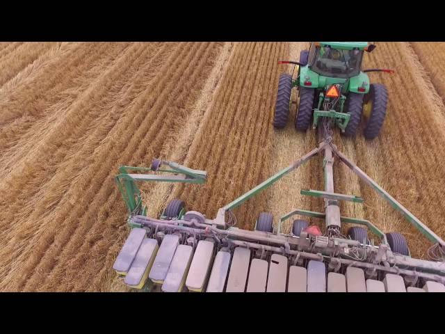 Rush Farms John Deere 7820 Tractor Planting Soybeans 2016 in Missouri DJI Phantom 3