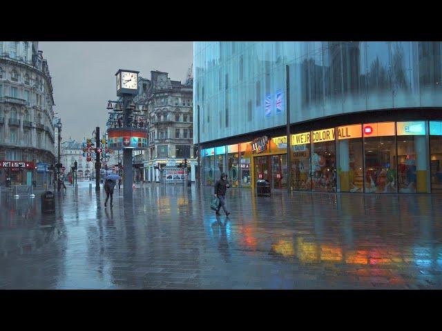 London West End Rain Walk - Covent Garden to Soho | 4K ASMR | May 2021