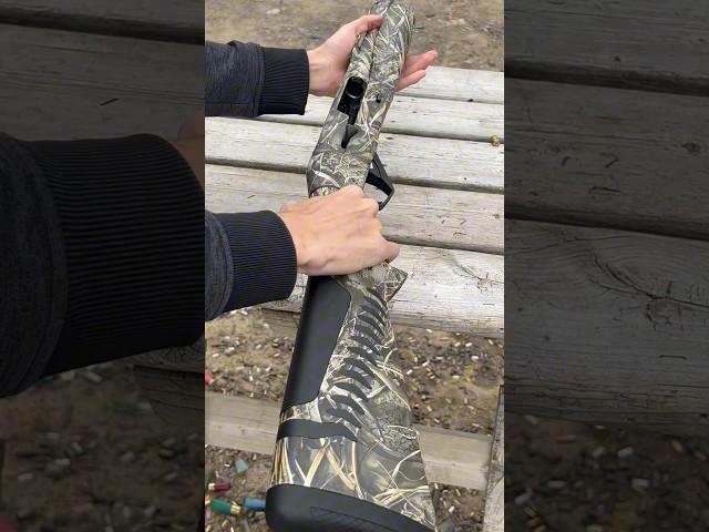 The Benelli Super Black Eagle 3 #benelli #shotgun #guns