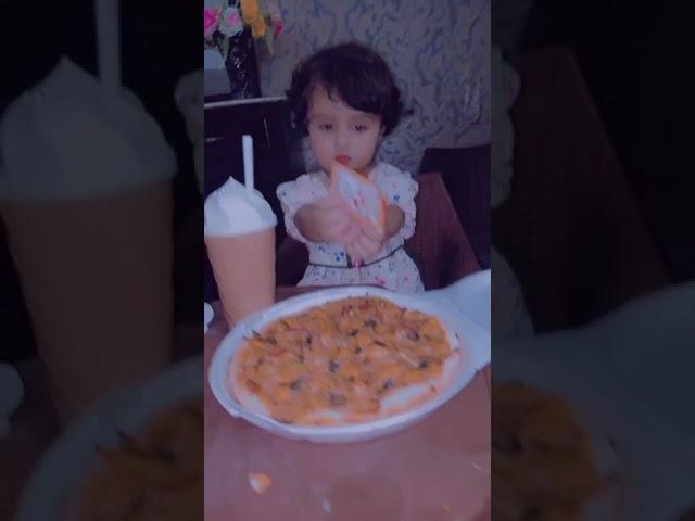 Hadia Mudassar vlog pizza #cute #babygirl