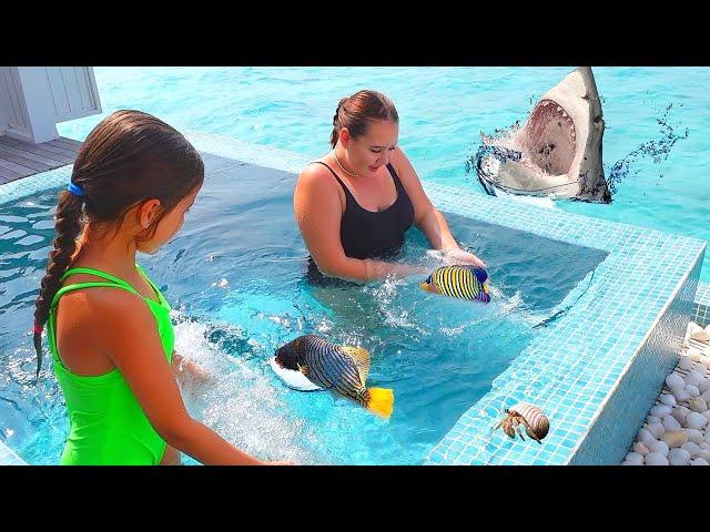 Ruby and Bonnie living in the OCEAN for 24 Hours