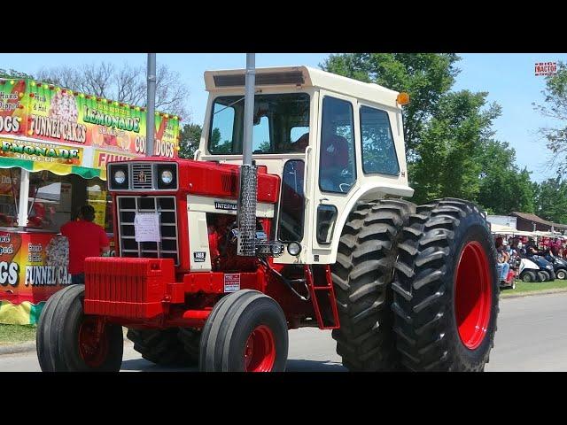 INTERNATIONAL HARVESTER Tractor Parade of Power