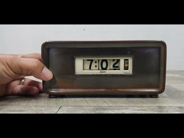 Rare Vintage Lawson #306 Brass Metal Electric Mantle Clock with Rotating Numbers