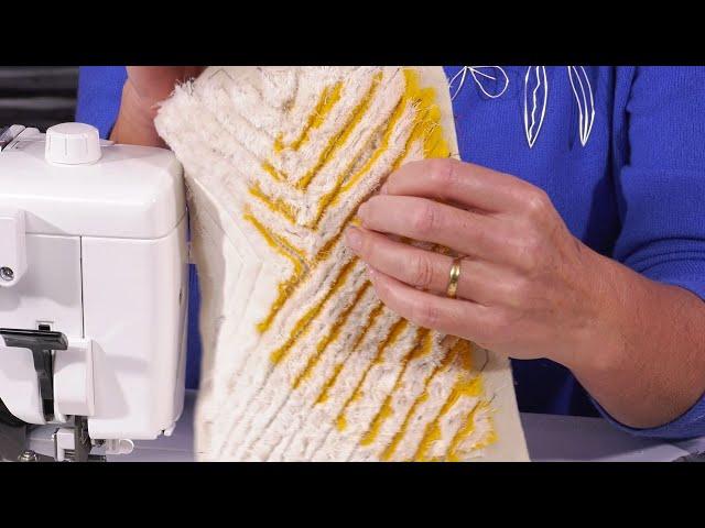 Faux Chenille Technique with Dionne Swift (Taster Video)