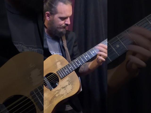 Epic Fingerstyle: Royals on Guitar