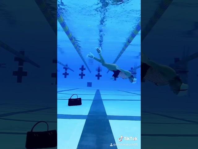 That sassy underwater 360* walk | Kristina Makushenko