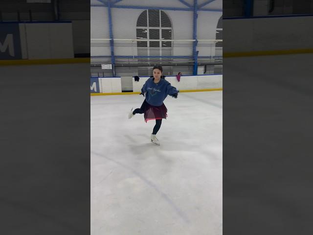 Учим флип #фигурноекатание #еленаальшаннан #вселенскийлед #фигуристка #лед #коньки #тренировка #офп