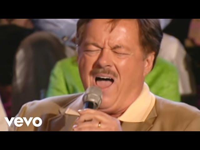 Bill & Gloria Gaither - The Holy City [Live] ft. Larry Ford