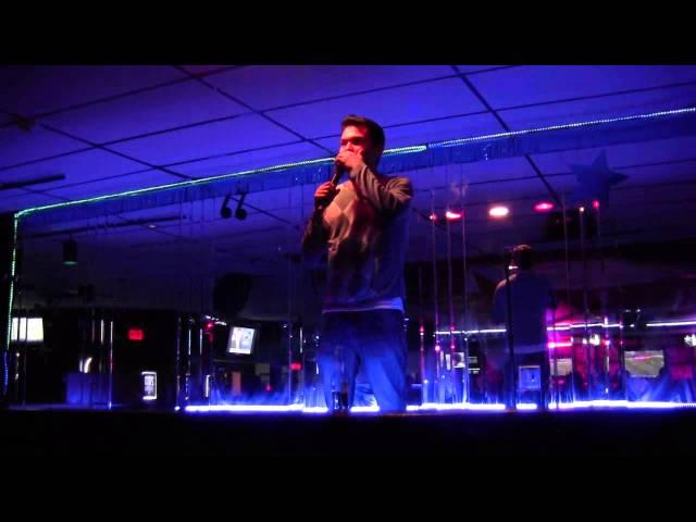 Sunday Night Live @ The Lyrics Lounge