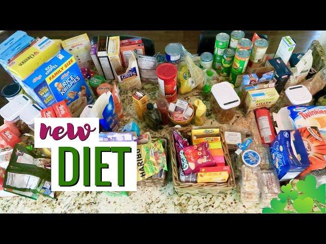 DECLUTTER WITH ME: Food Storage (Partial KonMari Method: Kitchen) | Pantry Organisation