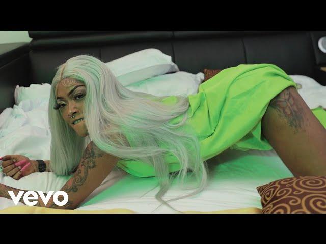 Ladii Gold - Bounce Wid Di Dolly (Official Video)